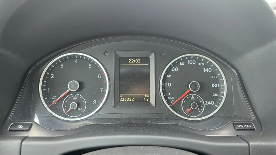 VOLKSWAGEN Tiguan -