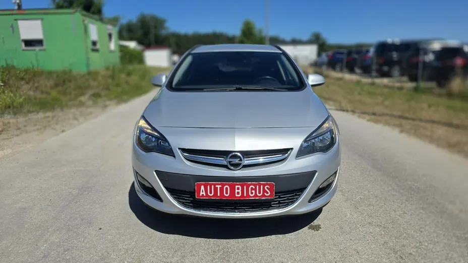 OPEL Astra -