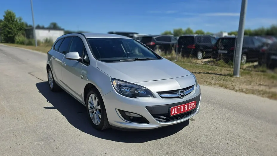 OPEL Astra -
