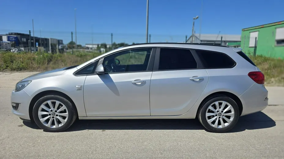 OPEL Astra -
