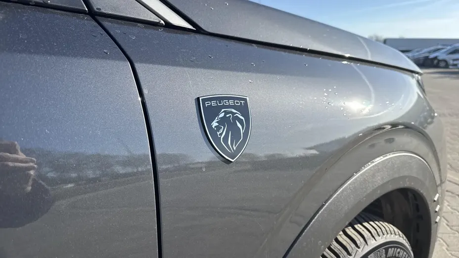 PEUGEOT 3008 3008 1.2 PureTech mHEV GT Exclusive e-DCS6 Nowy