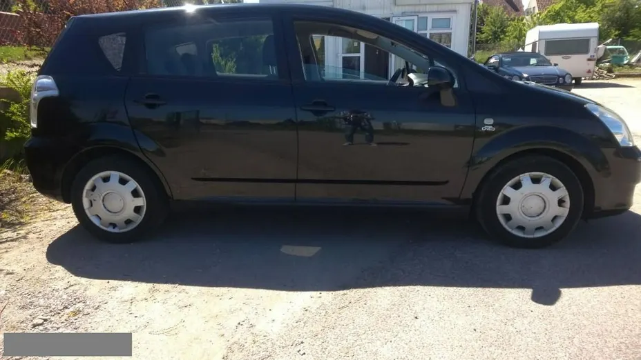 TOYOTA Corolla Verso -