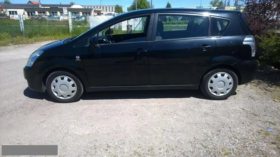 TOYOTA Corolla Verso -