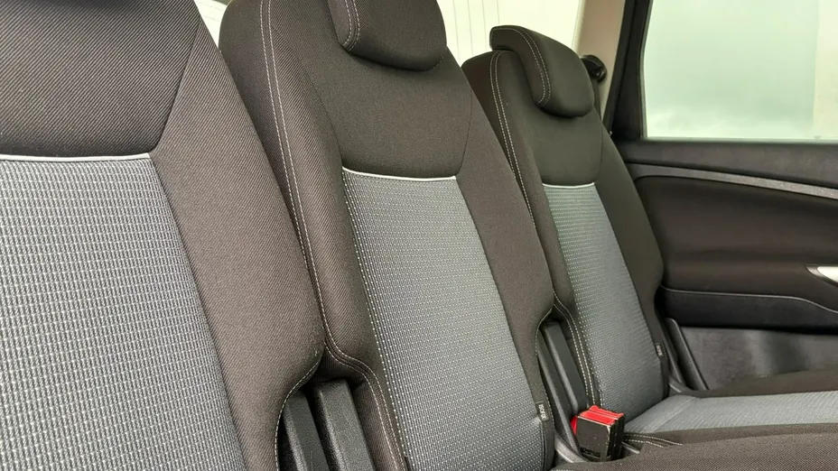 FORD S-MAX -