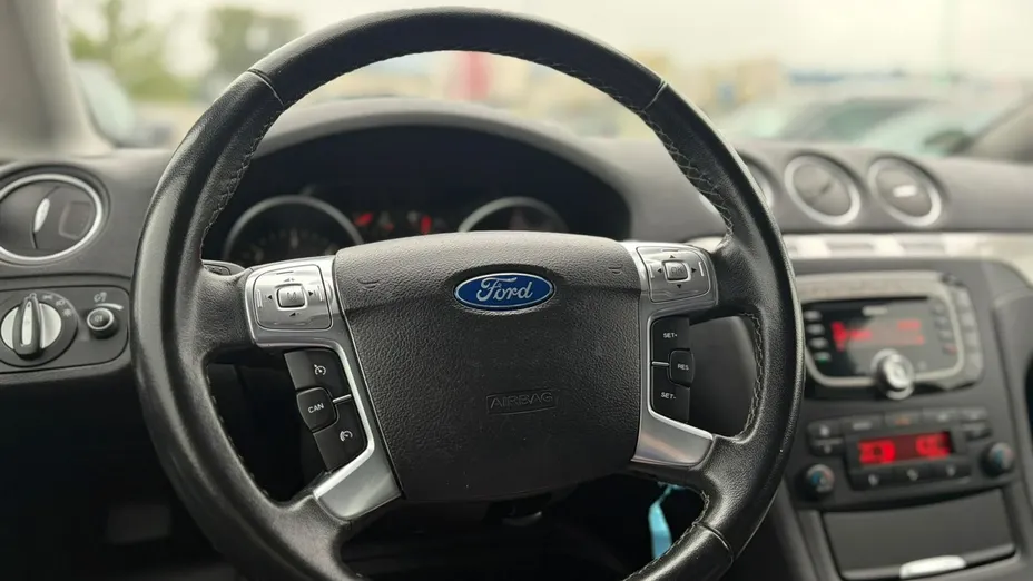 FORD S-MAX -