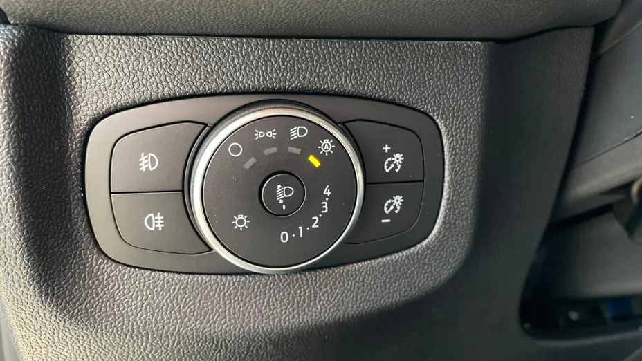 FORD Tourneo Courier Tourneo Courier 1.0 EcoBoost Active aut Nowy