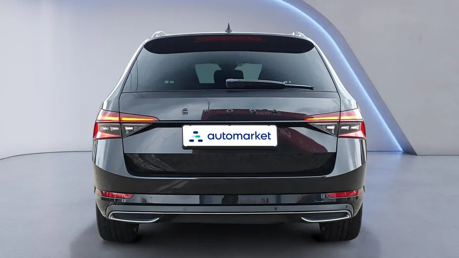 SKODA Superb Superb 2.0 TDI SCR Sportline DSG