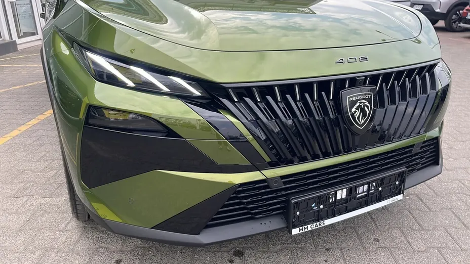 PEUGEOT 408 408 1.6 Plug-in Hybrid 240 GT Exclusive e-DCS7