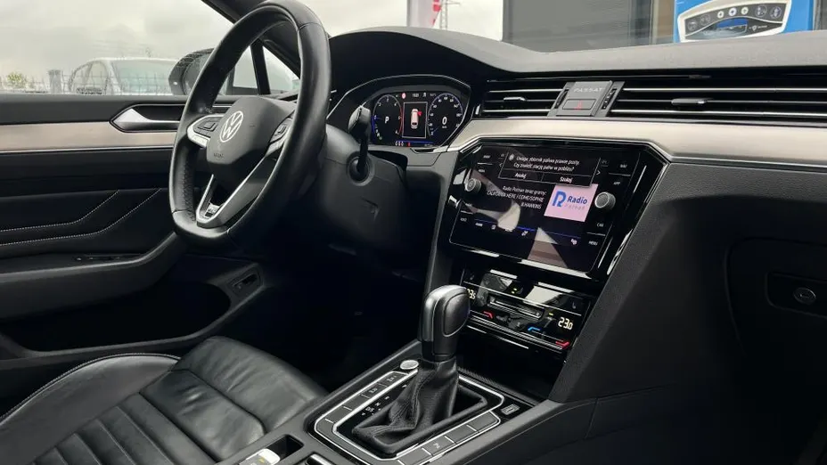 VOLKSWAGEN Passat Passat 2.0 TDI 4Mot. R-Line Edition DSG