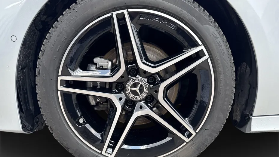 MERCEDES-BENZ A Klasa A 200 AMG Line 7G-DCT