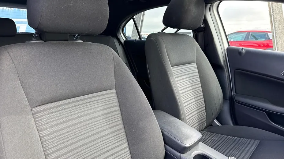 MERCEDES-BENZ A Klasa A 160 CDI