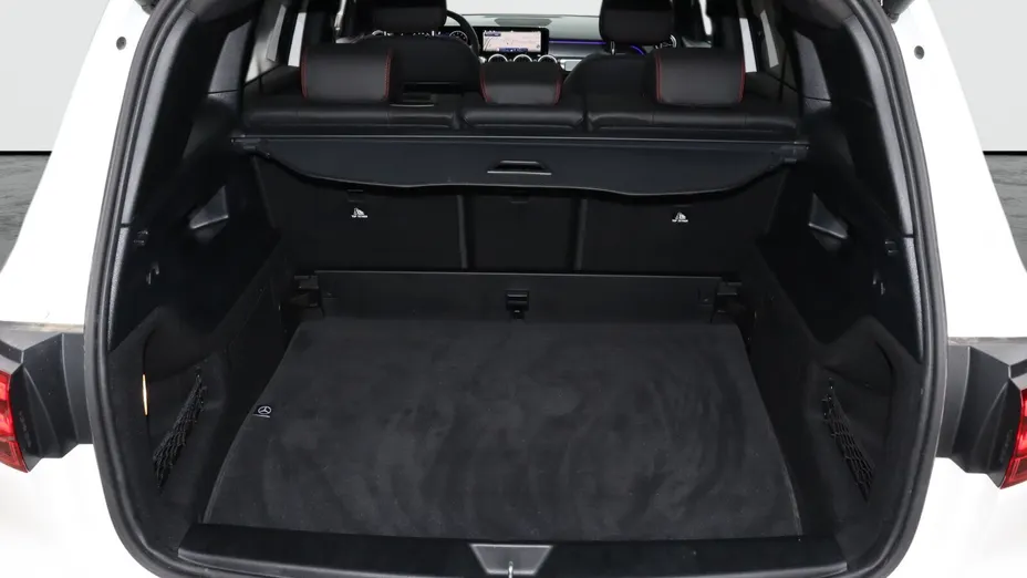 MERCEDES-BENZ GLB GLB 200 mHEV AMG Line 7G-DCT