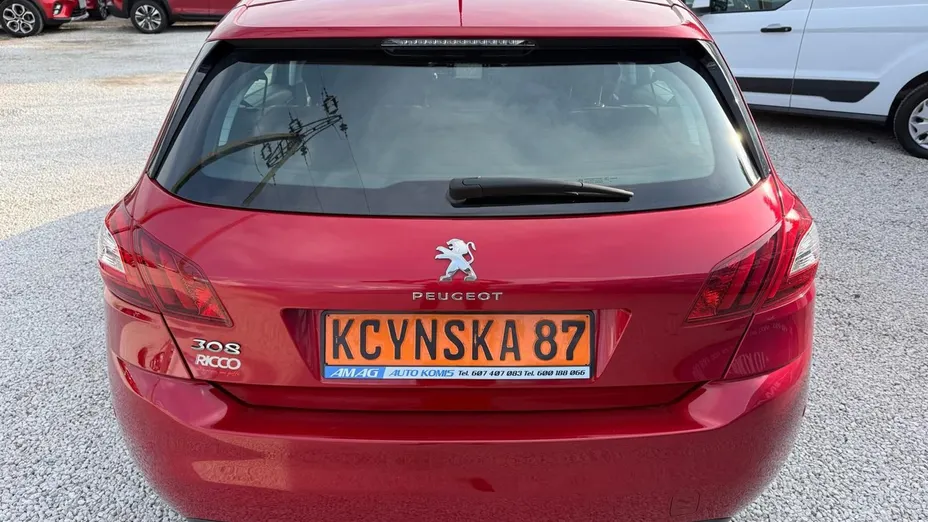 PEUGEOT 308 -