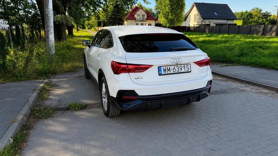 AUDI Q3 Sportback -
