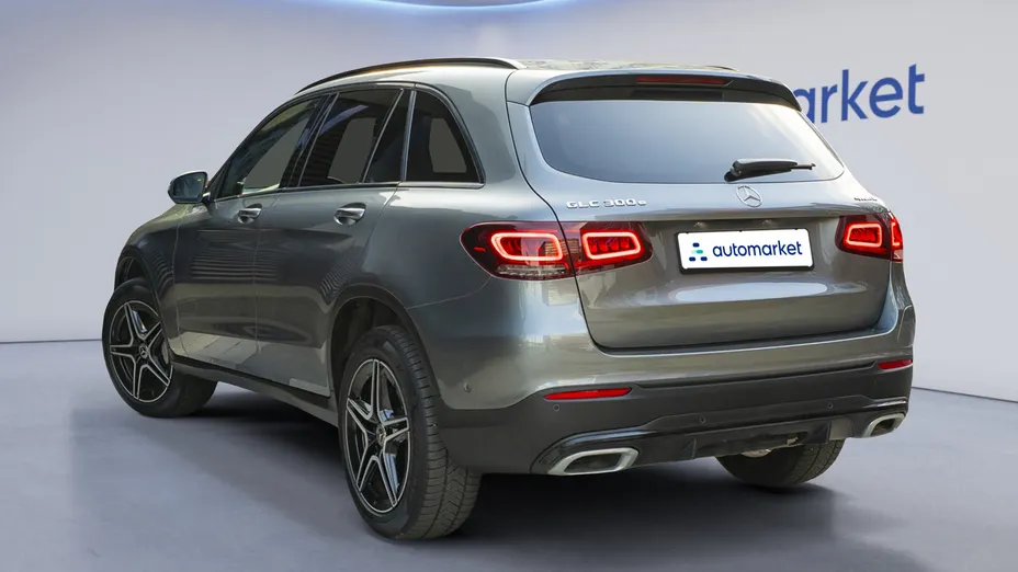 MERCEDES-BENZ GLC GLC 300 e 4-Matic AMG Line