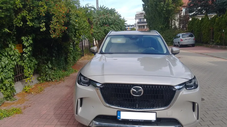 MAZDA CX-90 -