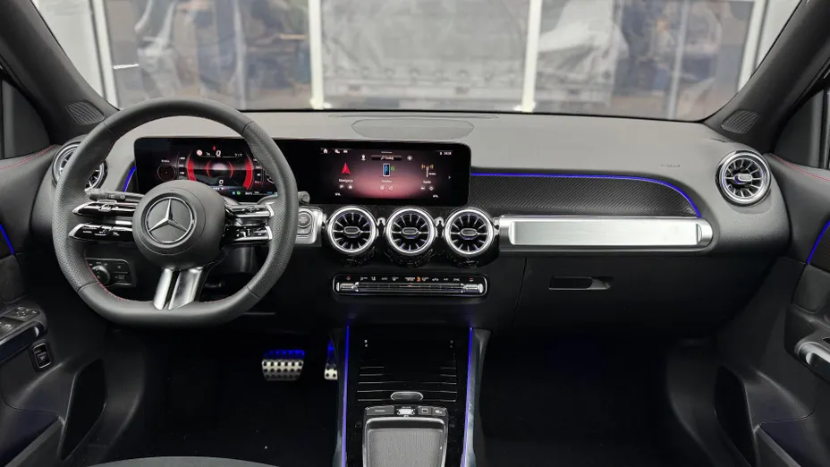MERCEDES-BENZ GLB GLB 220 mHEV 4-Matic AMG Line 8G-DCT Nowy