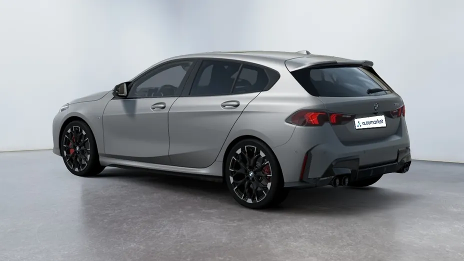 BMW Seria 1 M135 xDrive aut Nowy