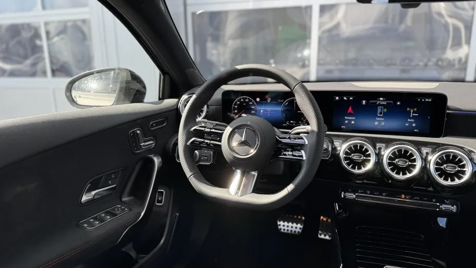 MERCEDES-BENZ A Klasa A 250 4-Matic Progressive 8G-DCT Nowy