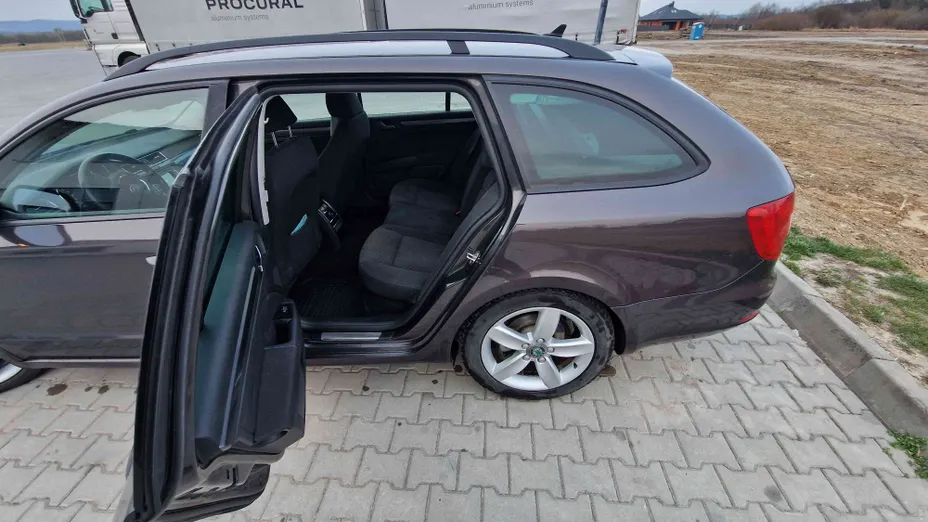 SKODA Superb Superb 1.6 TDI Comfort / Active Greenline