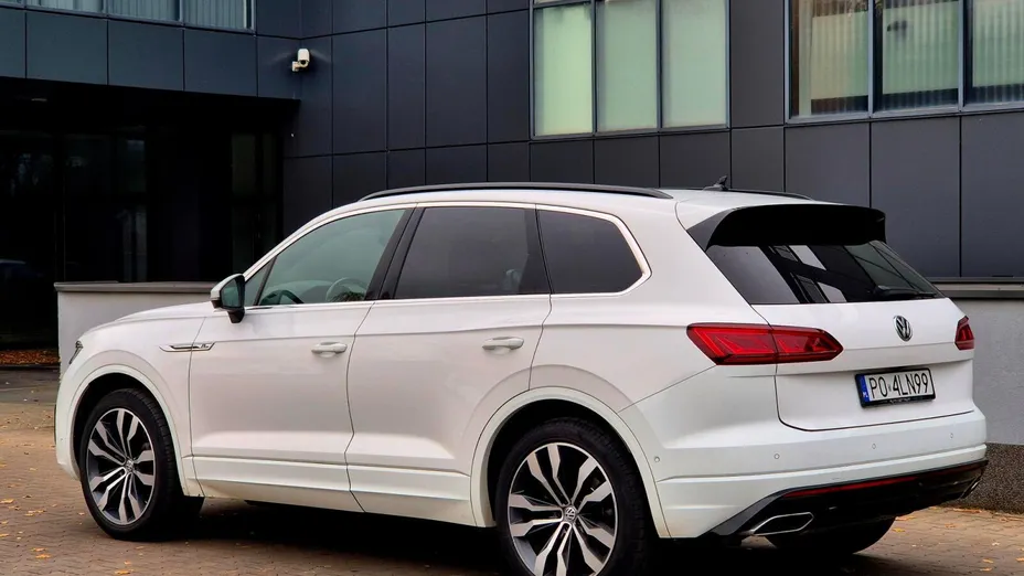 VOLKSWAGEN Touareg Touareg 3.0 V6 TDI 4Motion R-Line