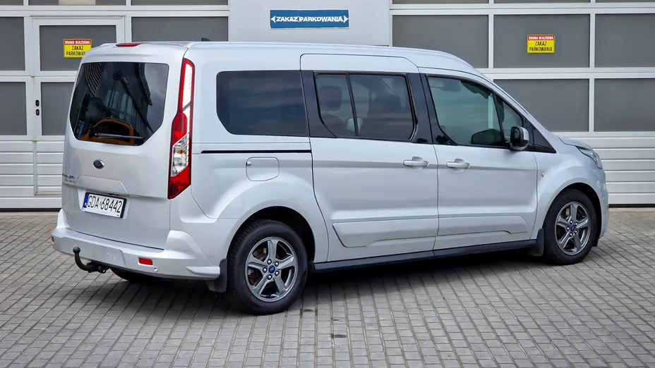 FORD Tourneo Connect Gr. Tourneo Connect 1.5 EcoBlue Titanium
