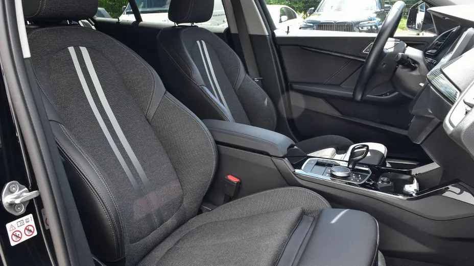 BMW Seria 1 118i Sport Line