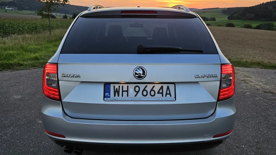 SKODA Superb Superb 2.0 TDI Ambition