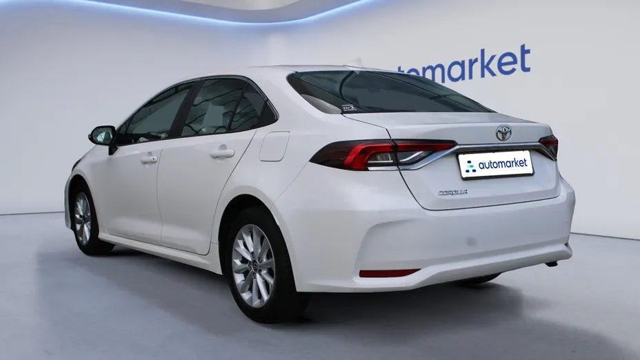 TOYOTA Corolla Corolla 1.5 Comfort