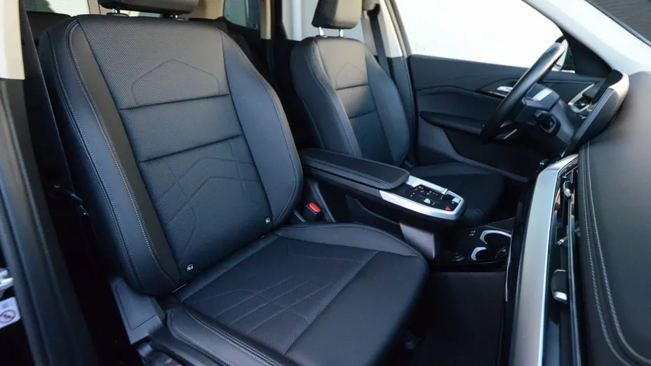 BMW iX1 iX1 xDrive30 66.5kWh xLine