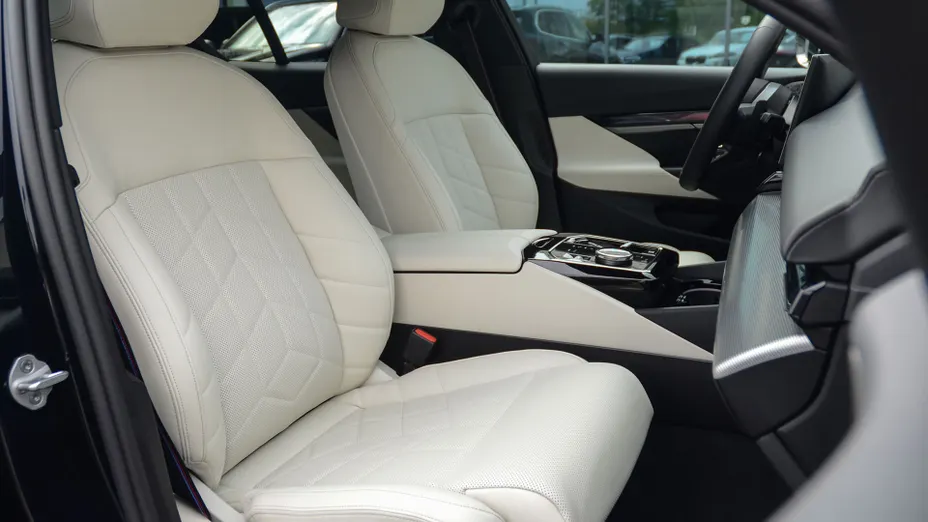 BMW Seria 5 520d xDrive mHEV M Sport aut