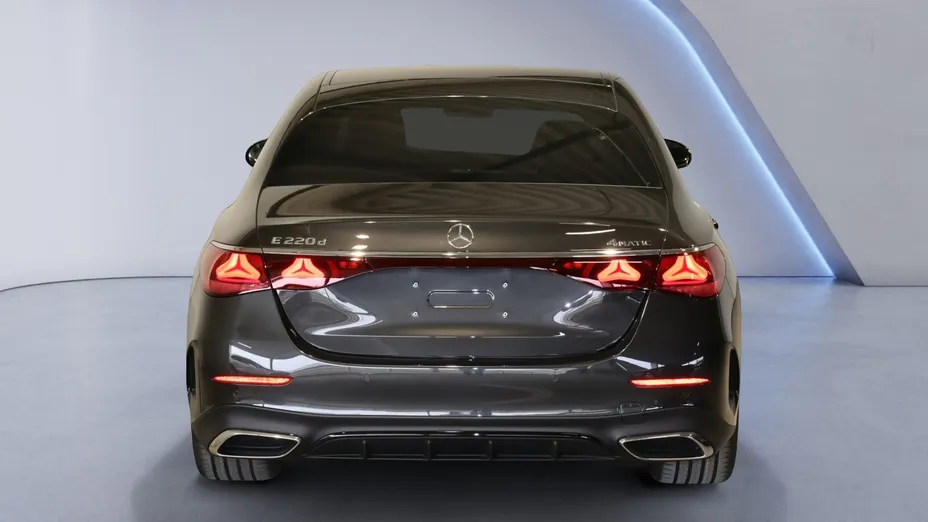 MERCEDES-BENZ E Klasa E 220 d mHEV 4-Matic AMG 9G-Tronic Nowy