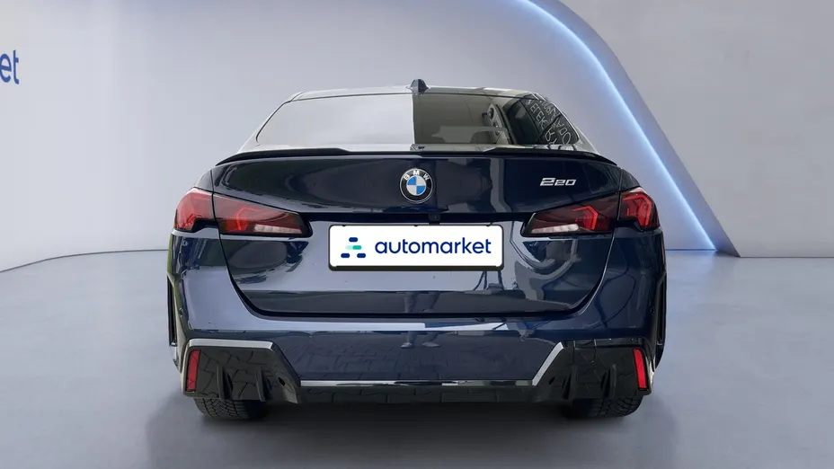 BMW Seria 2 220 mHEV