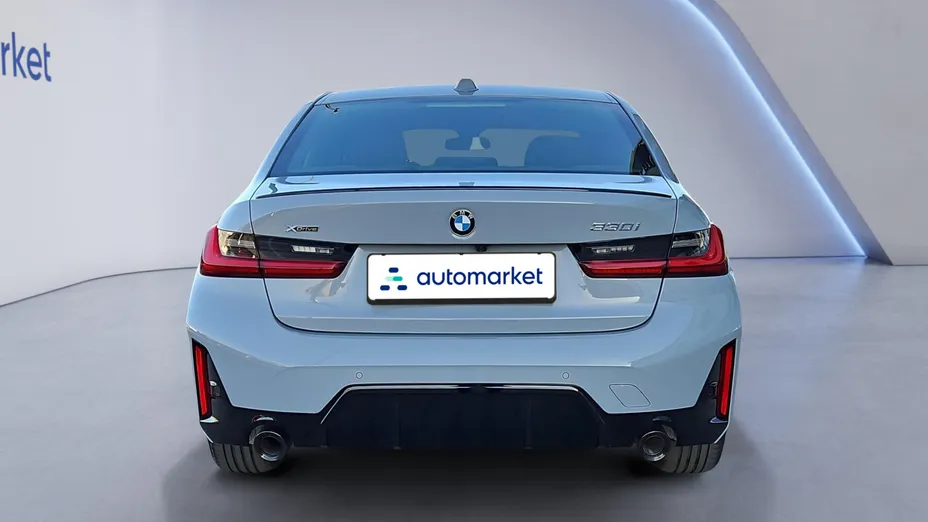 BMW Seria 3 330i xDrive M Sport sport-aut