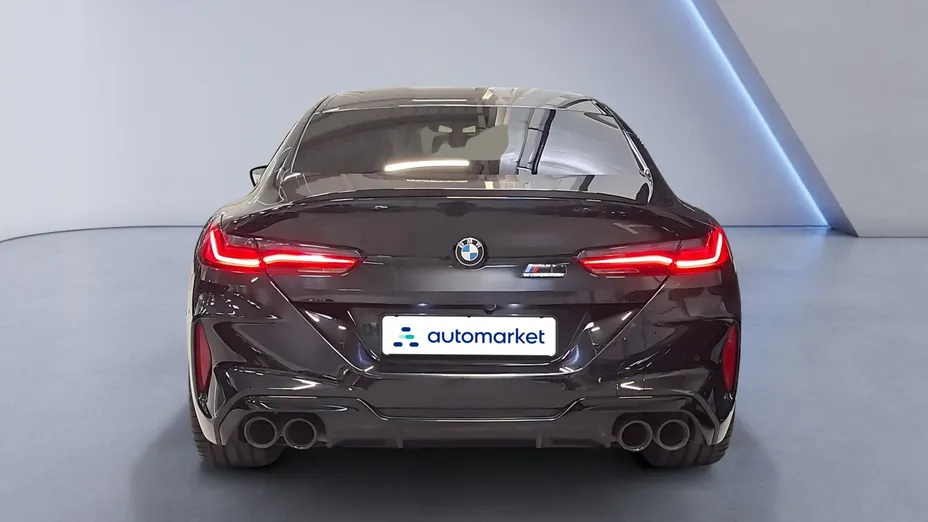 BMW Seria 8 M8 Competition