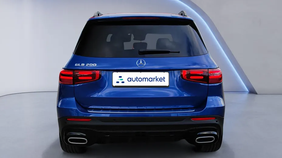 MERCEDES-BENZ GLB GLB 200 AMG Line 7G-DCT