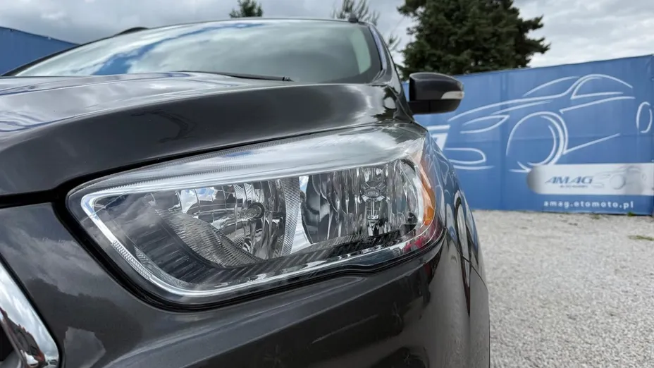 FORD Kuga -