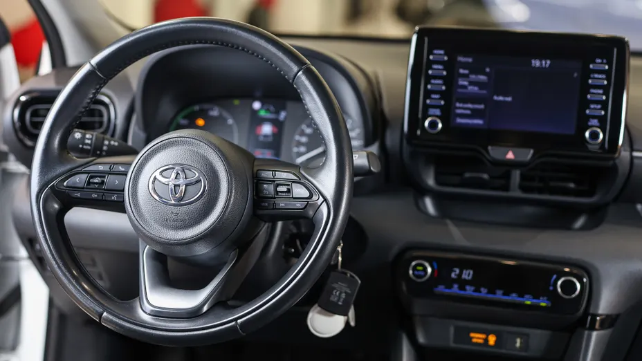 TOYOTA Yaris Yaris Hybrid 1.5 Comfort