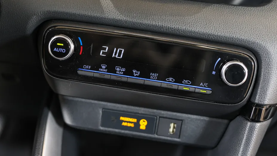 TOYOTA Yaris Yaris Hybrid 1.5 Comfort