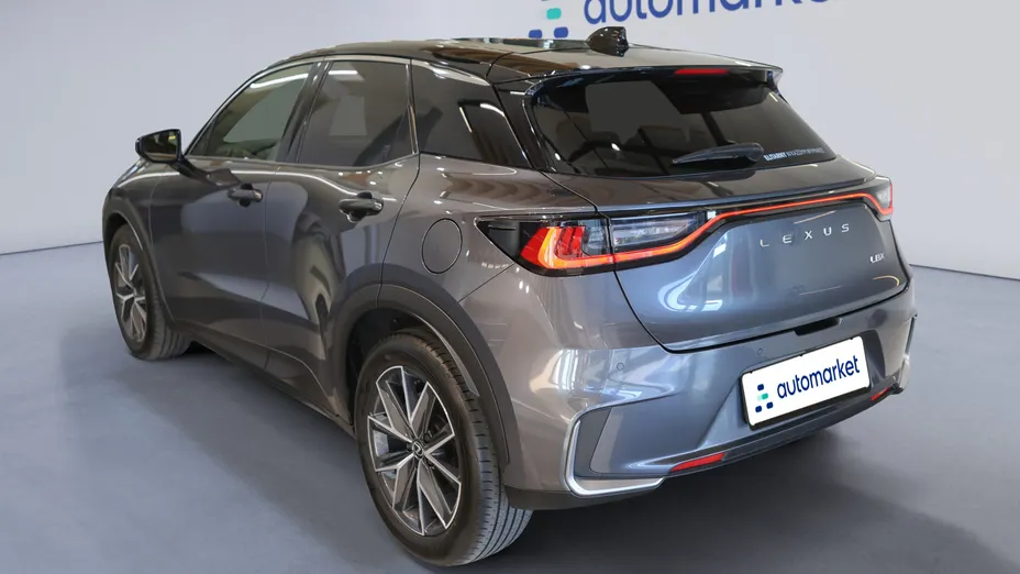 LEXUS LBX LBX 1.5 Hybrid Emotion