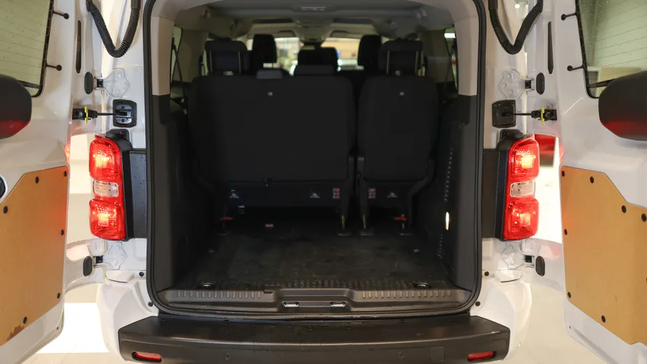 TOYOTA Proace Verso Proace Verso 2.0 D4-D Long Business