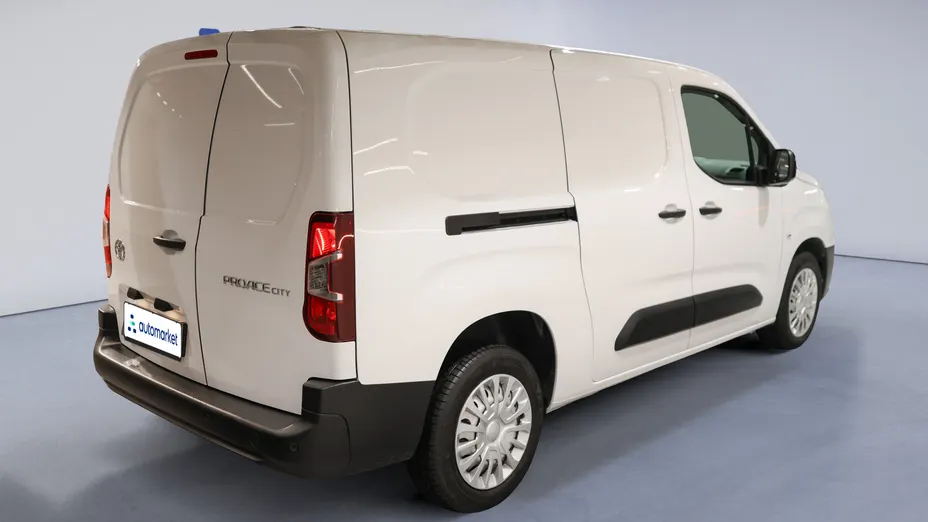 TOYOTA Proace City Proace City 1.5 D-4D Long 2,4t Active