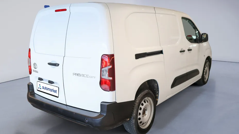 TOYOTA Proace City Proace City 1.5 D-4D Long 2,4t Active
