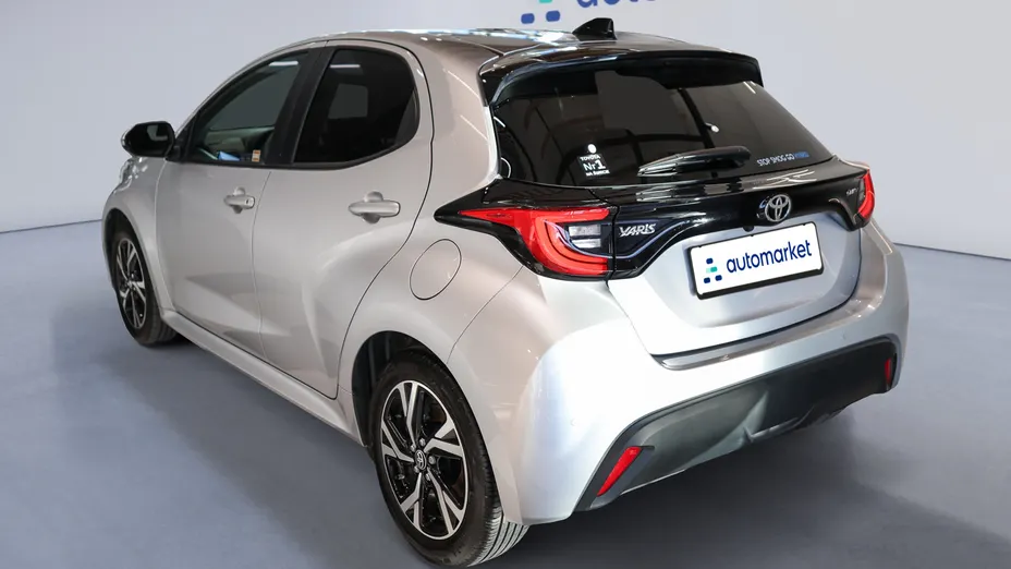 TOYOTA Yaris Yaris Hybrid 1.5 Style
