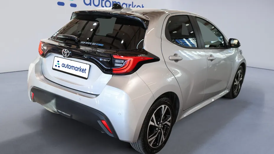 TOYOTA Yaris Yaris Hybrid 1.5 Style