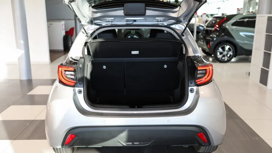 TOYOTA Yaris Yaris Hybrid 1.5 Style