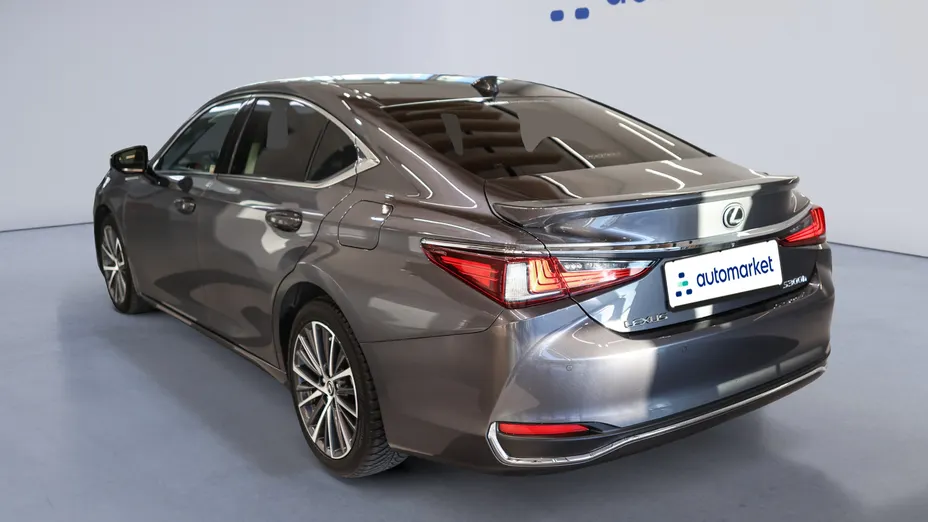 LEXUS ES ES 300h Business Edition