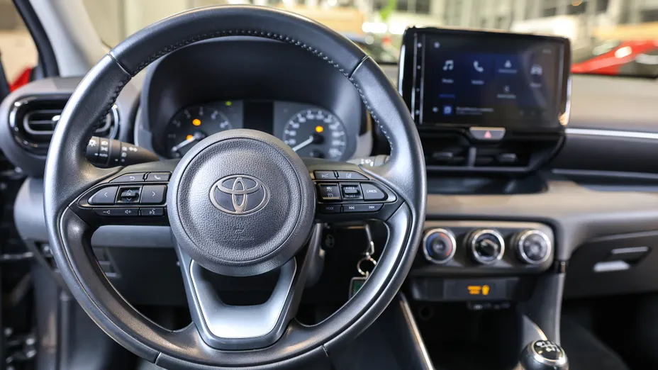 TOYOTA Yaris Yaris 1.5 Comfort