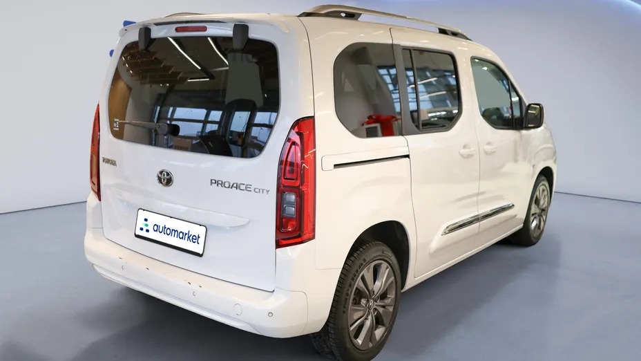 TOYOTA Proace City Verso Proace City Verso 1.2 D-4T Family