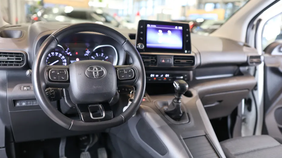 TOYOTA Proace City Verso Proace City Verso 1.2 D-4T Family